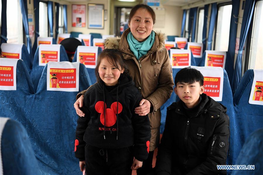 Children Visit Parents' Working